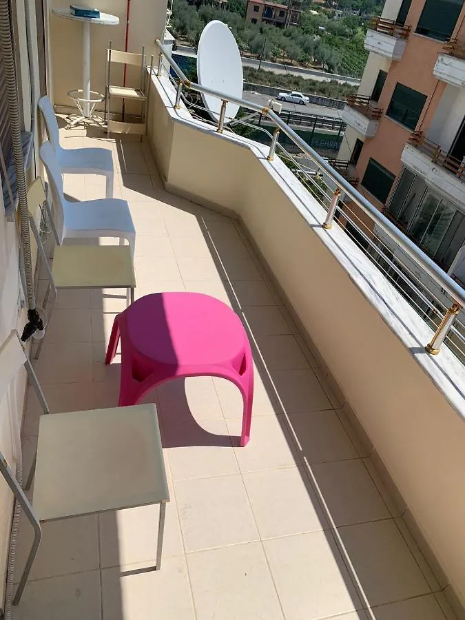 I&S Apartment 2 Golem