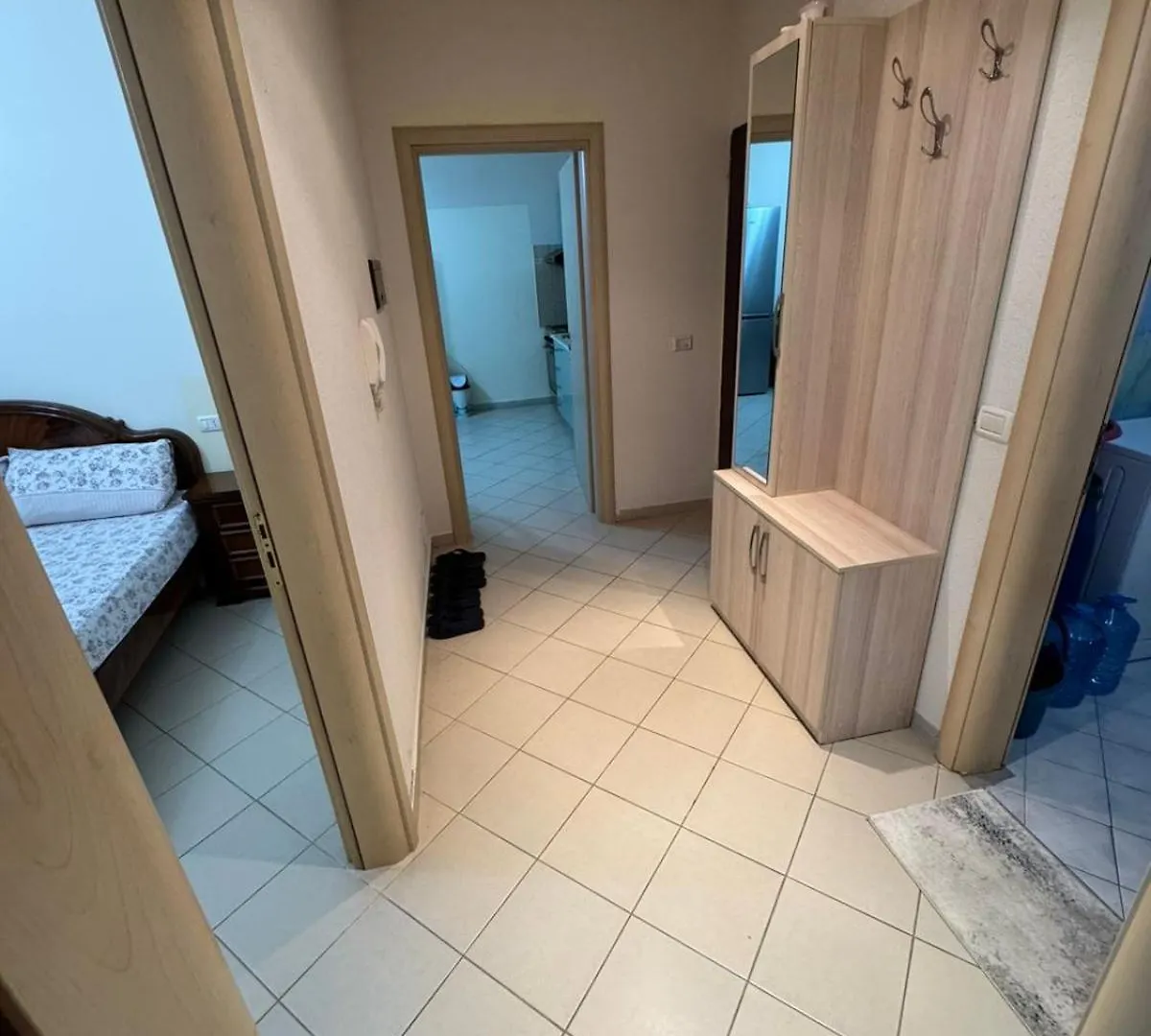 I&S Apartment 2 Golem